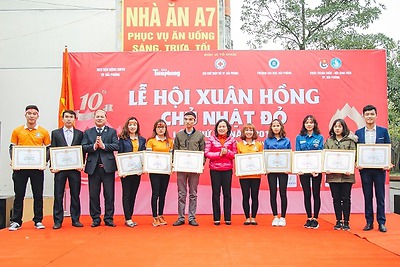 Gần 2000 đoàn viên, thannh niên tham gia Lễ hội Xuân hồng - Chủ nhật đỏ lần thứ X - Năm 2018